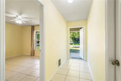 26 44th Avenue Vero Beach FL 32968