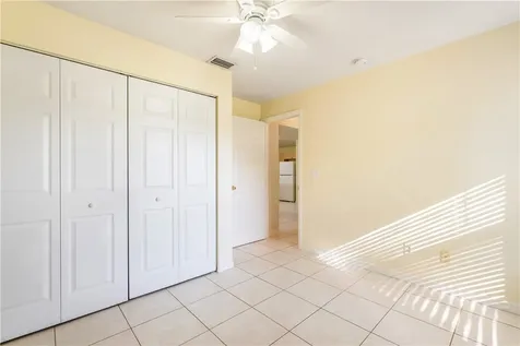26 44th Avenue Vero Beach FL 32968
