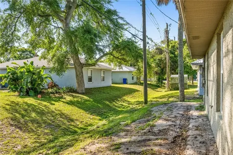 26 44th Avenue Vero Beach FL 32968