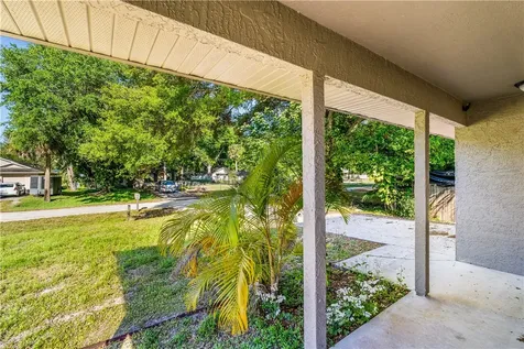 26 44th Avenue Vero Beach FL 32968