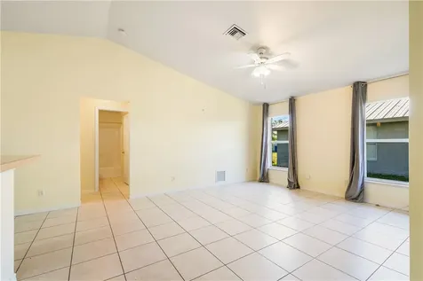 26 44th Avenue Vero Beach FL 32968
