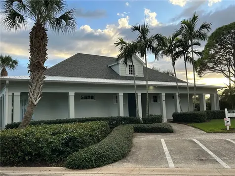 2320 Water Oak Court SW Vero Beach FL 32962
