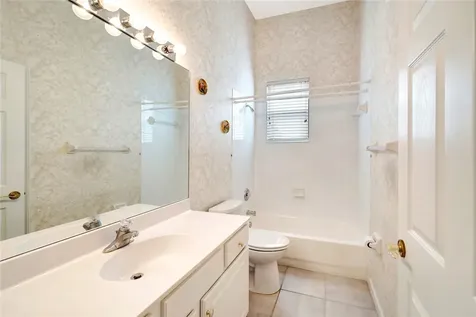 859 Island Club Square Vero Beach FL 32963