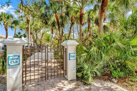 859 Island Club Square Vero Beach FL 32963