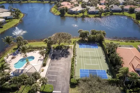 859 Island Club Square Vero Beach FL 32963