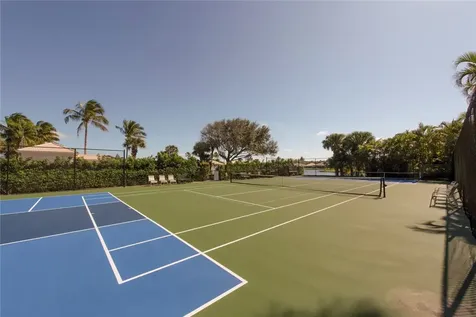 859 Island Club Square Vero Beach FL 32963