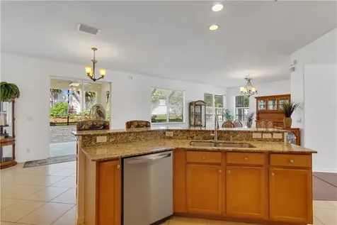 713 Carriage Lake Way Vero Beach FL 32968