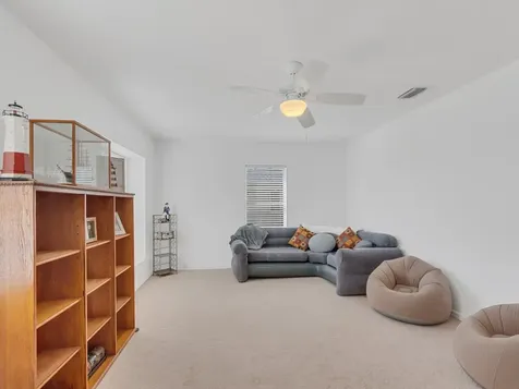 713 Carriage Lake Way Vero Beach FL 32968