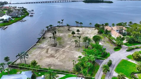 512 River Drive Vero Beach FL 32963