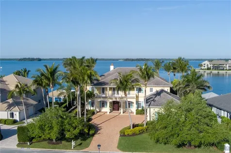 1905 Windward Way Vero Beach FL 32963