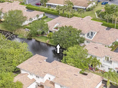 536 7th Square Vero Beach FL 32962