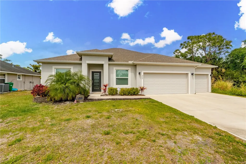952 Tarpon Avenue Sebastian FL 32958