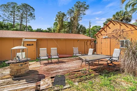 1045 33rd Avenue SW Vero Beach FL 32968
