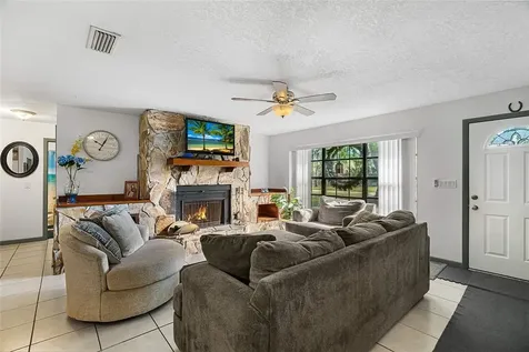 1045 33rd Avenue SW Vero Beach FL 32968
