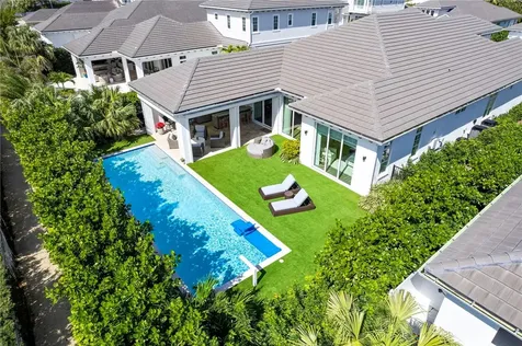 927 Surfsedge Way Vero Beach FL 32963
