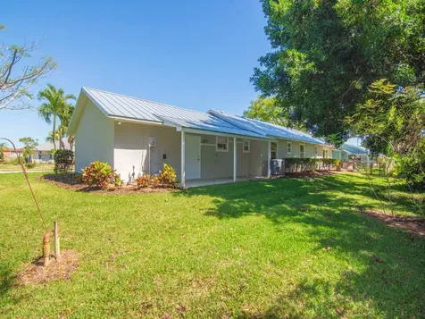 11 Forest Park Drive Vero Beach FL 32962