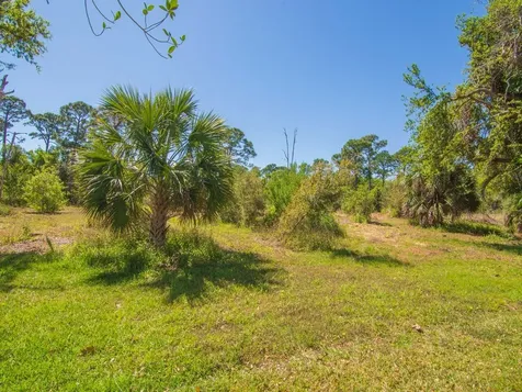 11 Forest Park Drive Vero Beach FL 32962