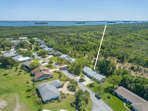 11 Forest Park Drive Vero Beach FL 32962