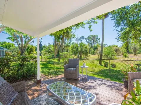 11 Forest Park Drive Vero Beach FL 32962