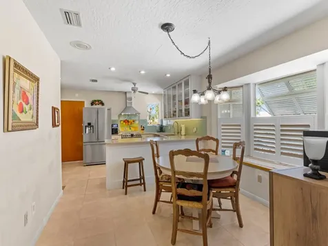 11 Forest Park Drive Vero Beach FL 32962