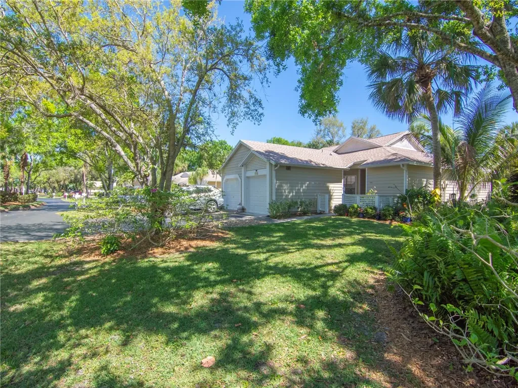 1916 Sixty Oaks Lane Vero Beach FL 32966