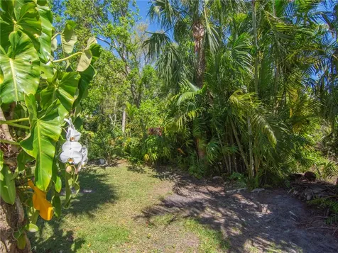 1916 Sixty Oaks Lane Vero Beach FL 32966