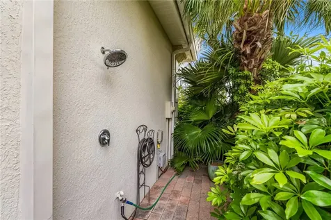1288 Riverside Place Vero Beach FL 32963