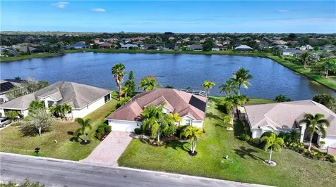 5688 Riverboat Circle SW Vero Beach FL 32968