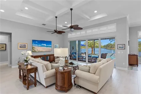 5613 Bent Pine Square Vero Beach FL 32967