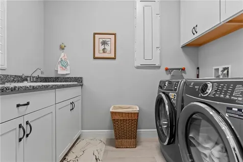 5613 Bent Pine Square Vero Beach FL 32967
