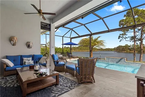 5613 Bent Pine Square Vero Beach FL 32967