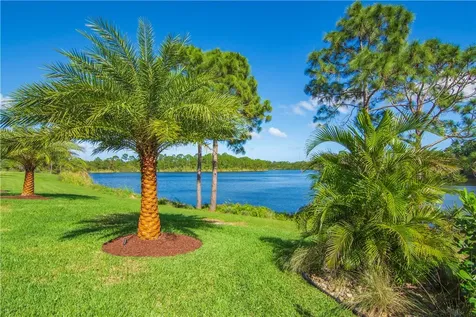 5613 Bent Pine Square Vero Beach FL 32967