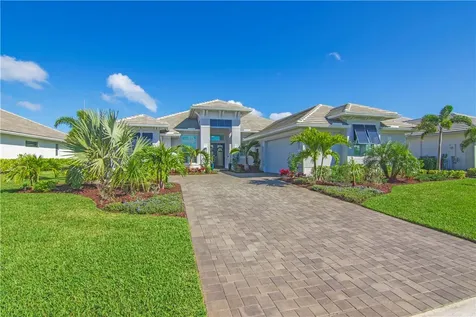 5613 Bent Pine Square Vero Beach FL 32967