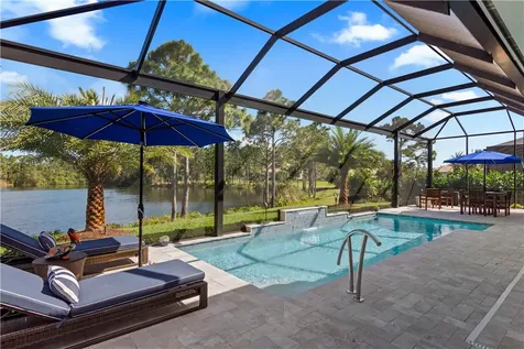 5613 Bent Pine Square Vero Beach FL 32967