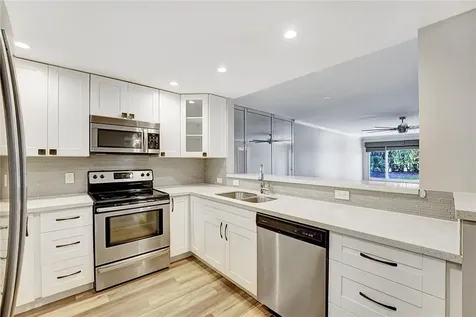 9305 Flynn Circle Boca Raton FL 33496