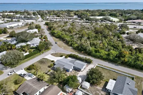 8005 142nd Street Sebastian FL 32958