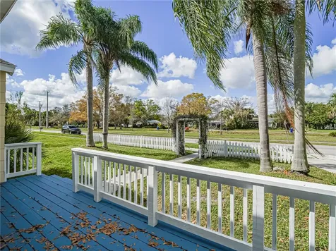 2352 20th Avenue Vero Beach FL 32960