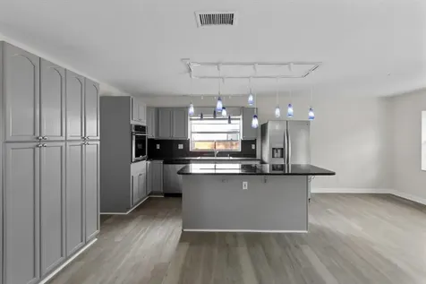 1611 SE Mistletoe Street Port St. Lucie FL 34983
