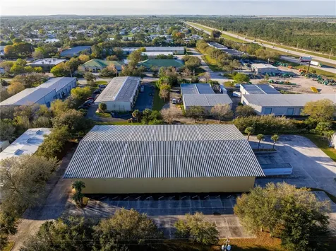 9055 17th Place Vero Beach FL 32966