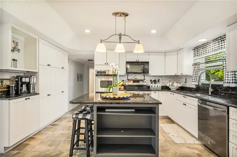 4310 8th Street Vero Beach FL 32968
