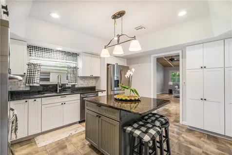 4310 8th Street Vero Beach FL 32968
