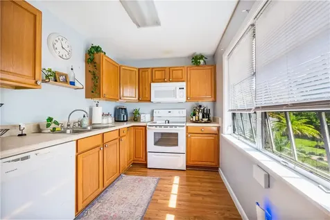 4310 8th Street Vero Beach FL 32968
