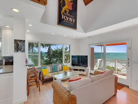 9470 Doubloon Drive Vero Beach FL 32963