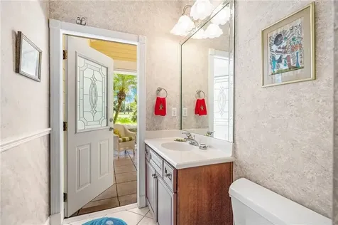 1156 Carolina Circle SW Vero Beach FL 32962