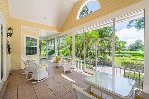 1156 Carolina Circle SW Vero Beach FL 32962