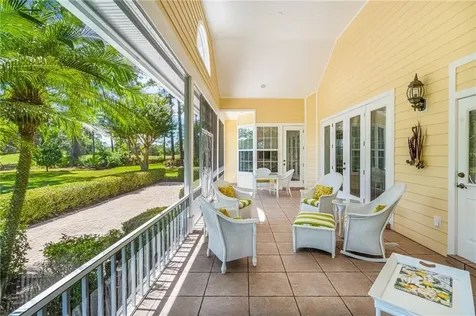 1156 Carolina Circle SW Vero Beach FL 32962