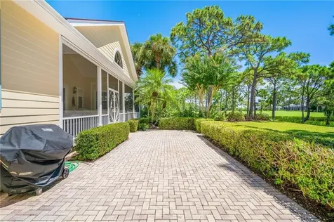 1156 Carolina Circle SW Vero Beach FL 32962