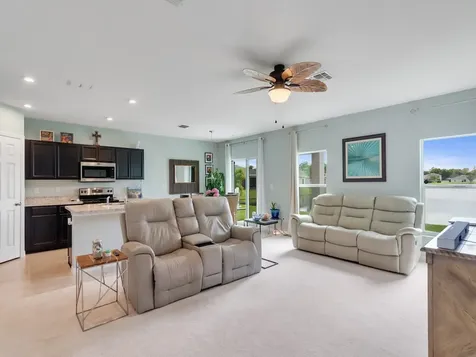 5317 Oakland Lake Circle Fort Pierce FL 34951