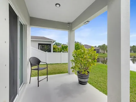 5317 Oakland Lake Circle Fort Pierce FL 34951