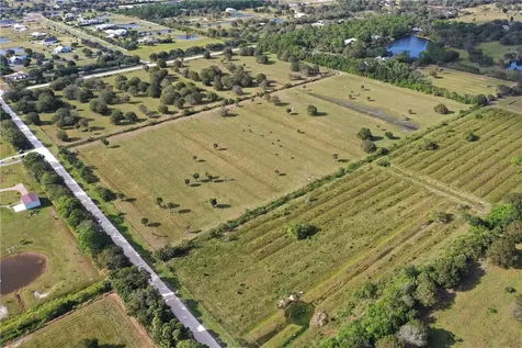 495 66th Avenue SW Vero Beach FL 32968